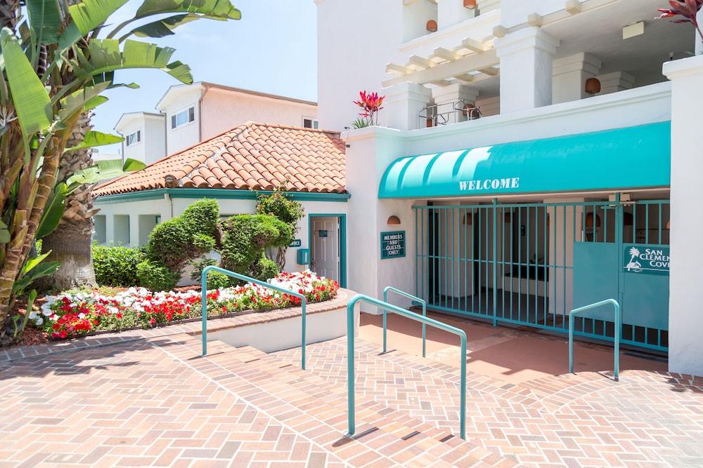San Clemente Cove Resort Bagian luar foto