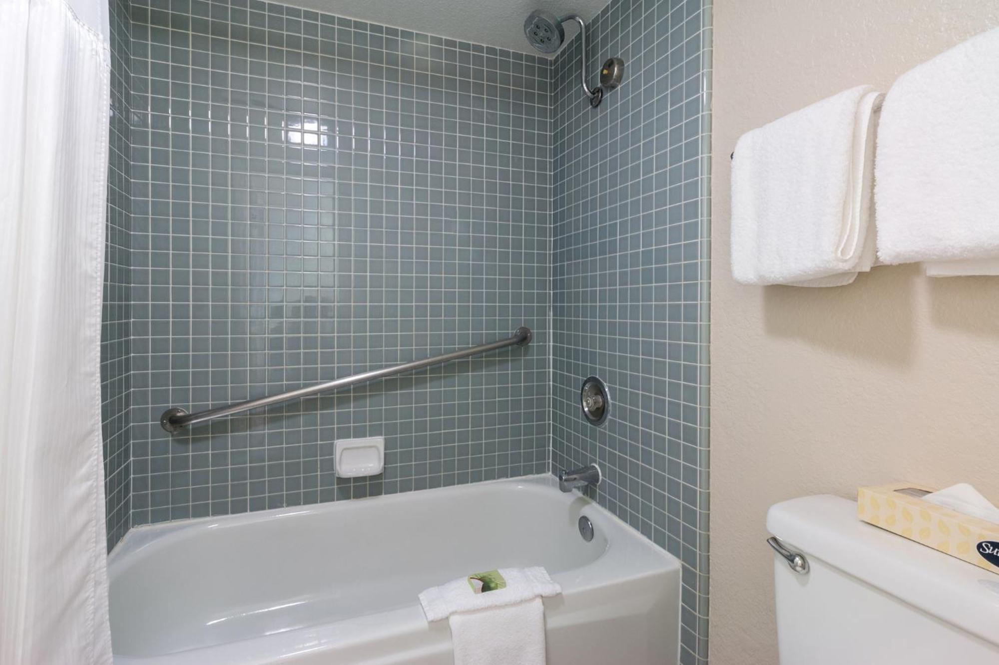 San Clemente Cove Resort Bagian luar foto